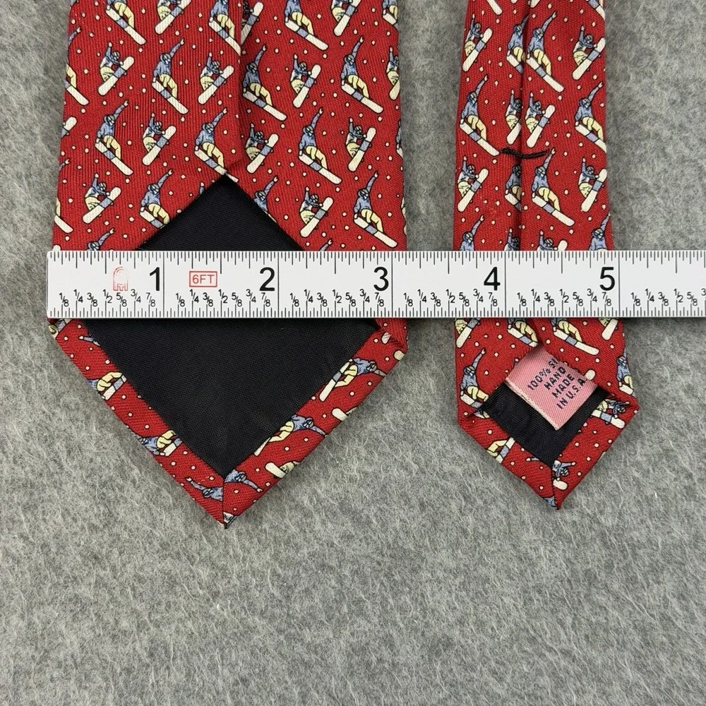Vineyard Vines Boys Silk Tie Red Snowboarder Novelty Made USA 48x3